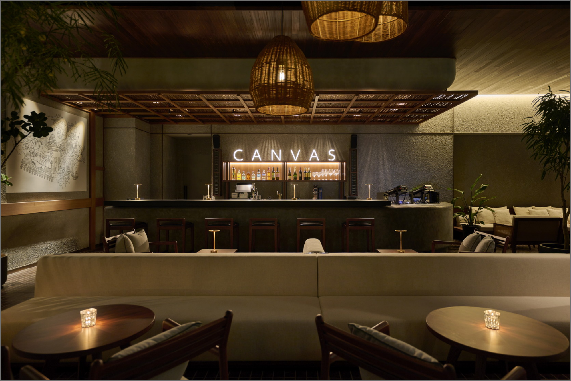 CANVAS LOUNGE