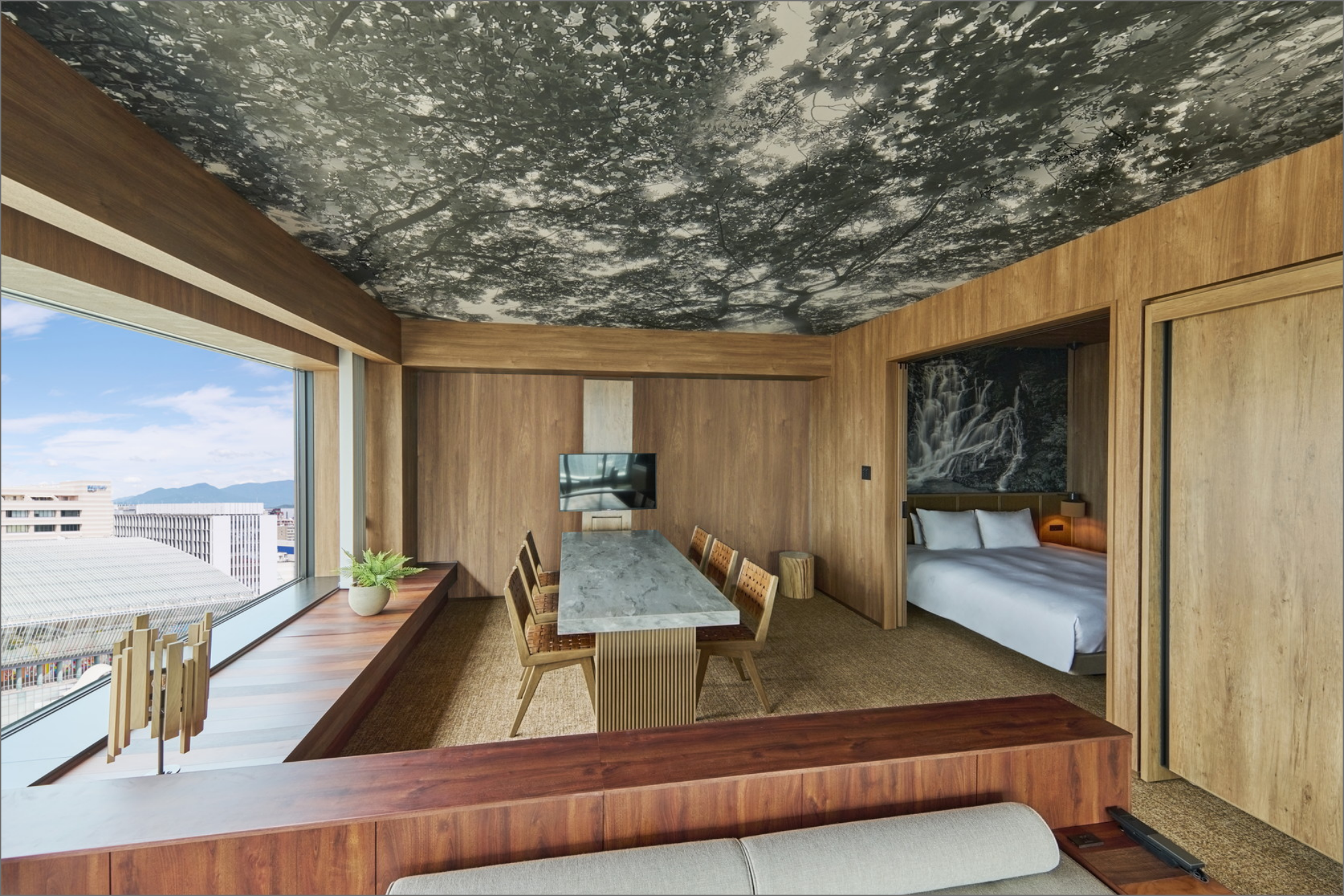 BALCONY SUITE TWIN/KING