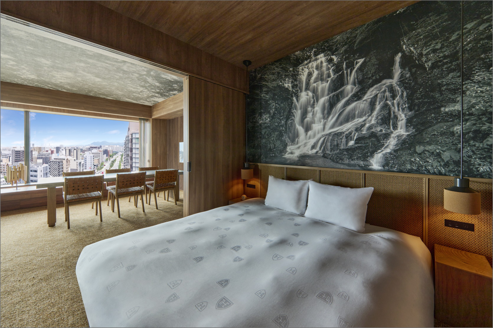 BALCONY SUITE TWIN/KING