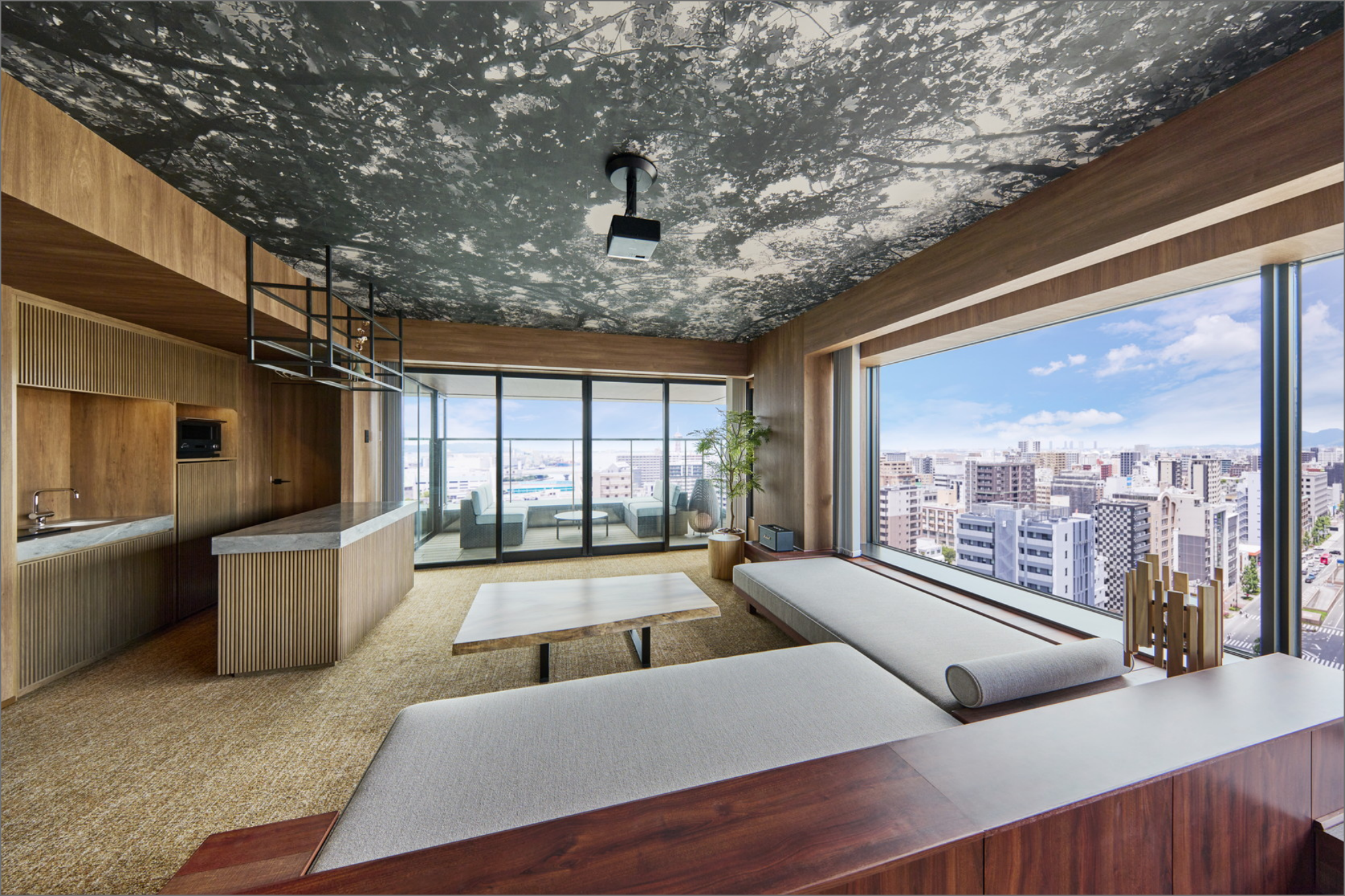 BALCONY SUITE TWIN/KING