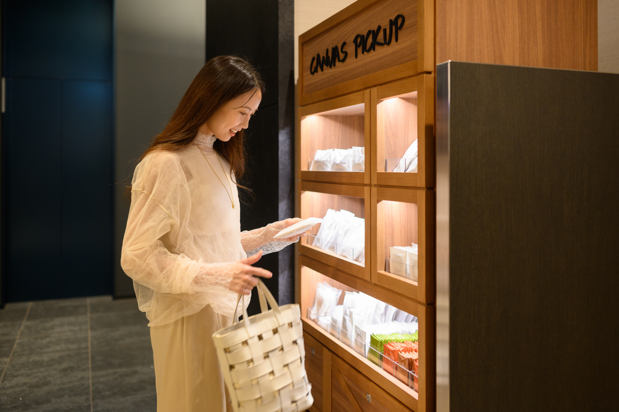 キャンバスピックアップ