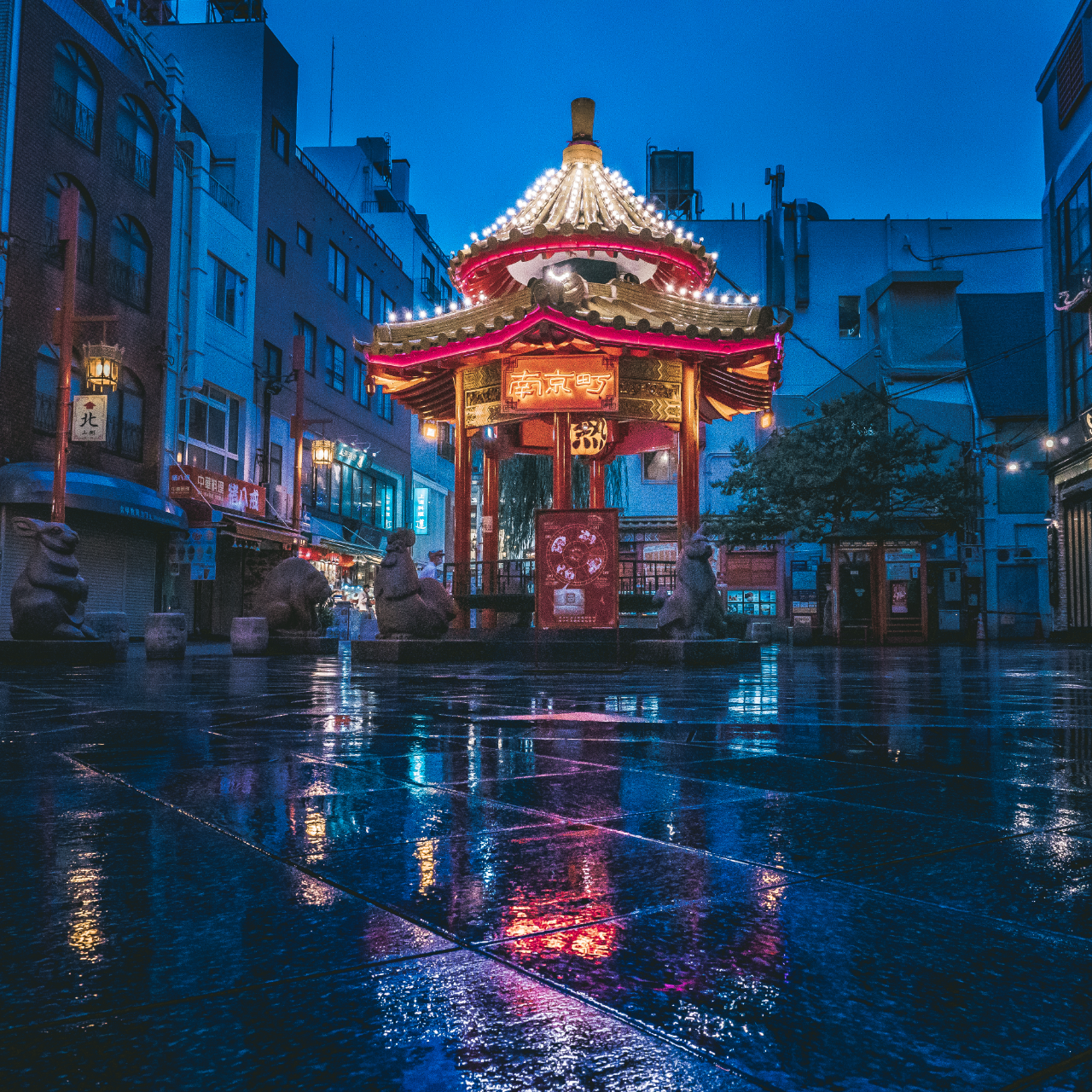 Towns, hotels, work and play.