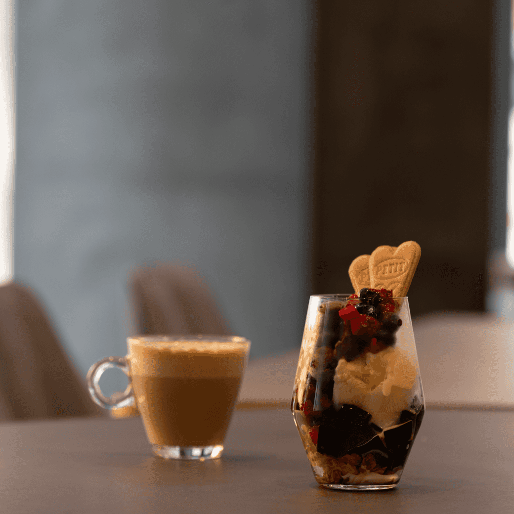 カフェ