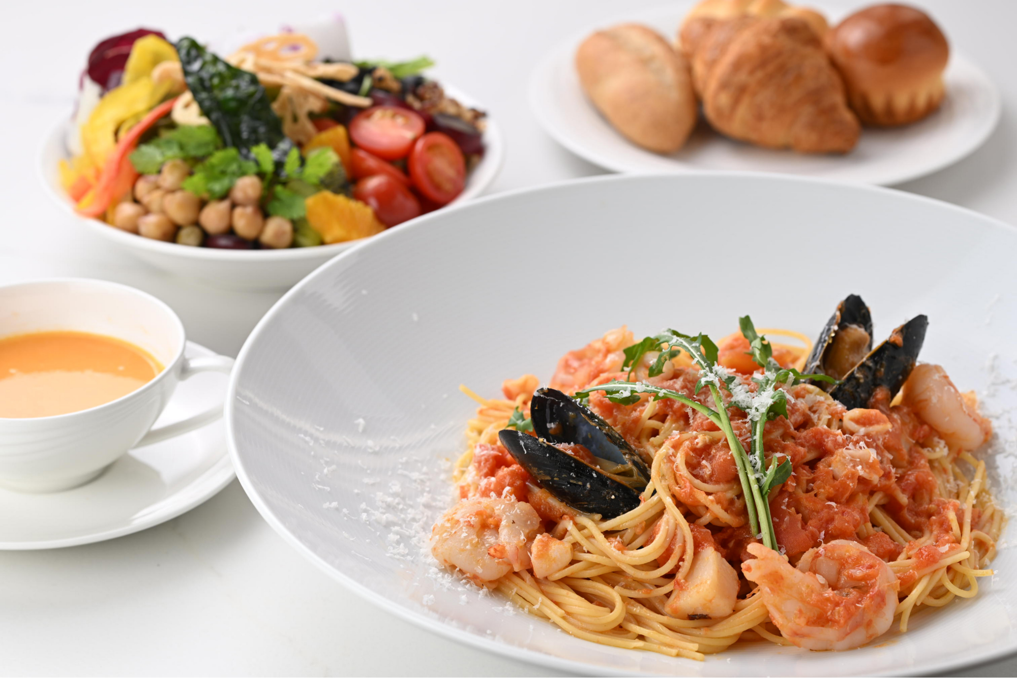 ダイニング＆カフェ「THE OIKE TERRACE」ランチセット