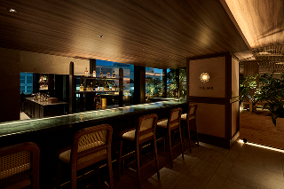 バー「THE BAR」