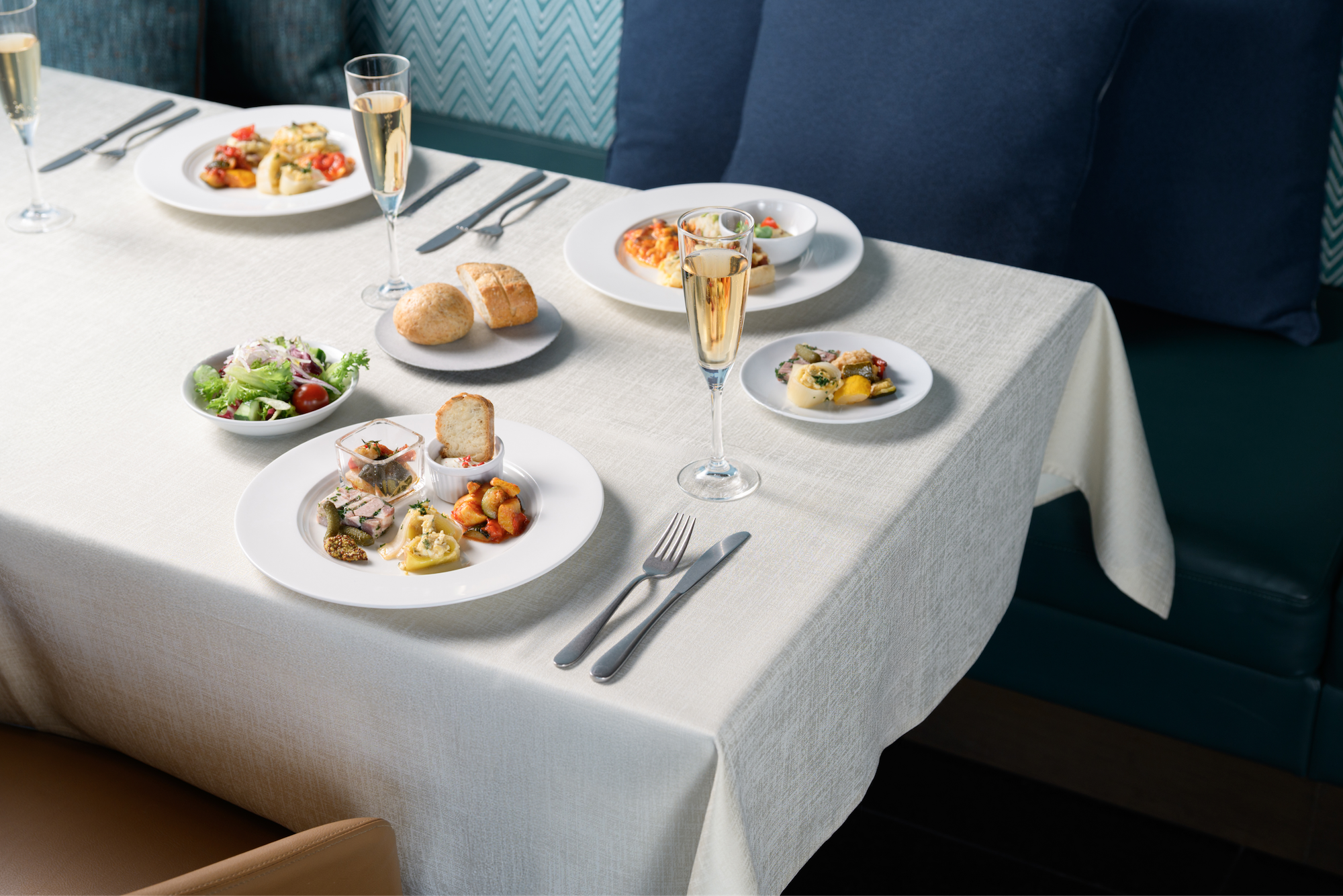 フレンチレストラン「La Belle Assiette（ラ ベル アシェット）」