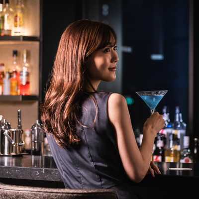 バー＆ラウンジ「THE BAR」