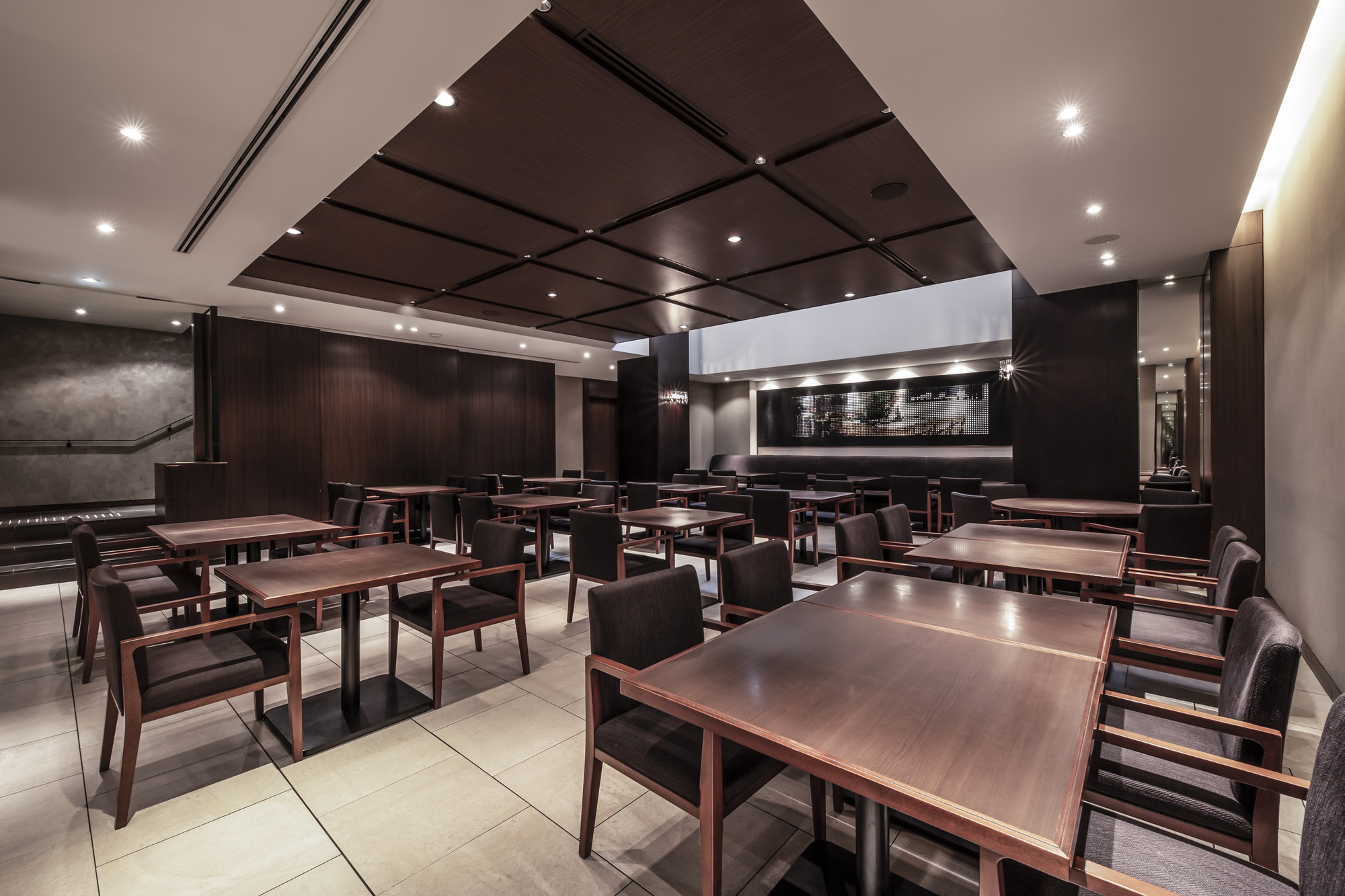 レストラン「京都洋�食 ムッシュいとう」